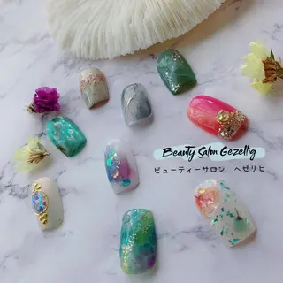 ネイル ビューティーサロン ヘゼリヒのネイルデザイン