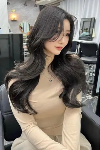 Sanaka Kaiのヘアスタイル