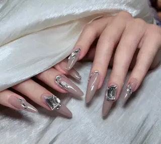 ネイル D-BEAUTY Nailsalonのネイルデザイン