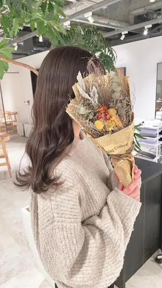 セミロング カラー 渋谷:インナーカラー ／🍒エリカ🍒のヘアスタイル