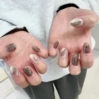 ネイル Elegancia. Hiromiのネイルデザイン