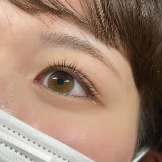 マツエク・マツパ ROW beaute所属・ROW beaute Sakiの眉毛・アイブロウイメージ