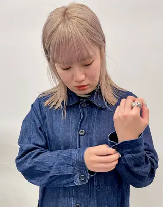 ミディアム オカモト ミユウのヘアスタイル