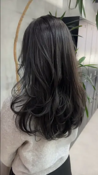 ロング Ruika/海外ヘア /レイヤーカットのヘアスタイル