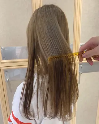 ミディアム カラー TENELE所属・チバ タクミのヘアスタイル