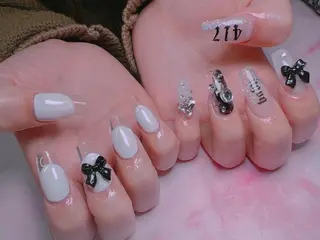 ネイル Nail Salon L'arc所属・💊大阪/心斎橋 moni🧠のネイルデザイン
