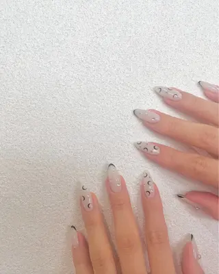 ネイル HARELU北名古屋店所属・ネイリスト Mahoのネイルデザイン