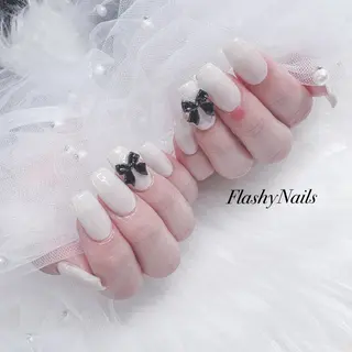 ネイル FlashyNails所属・Flashy Nailsのネイルデザイン