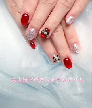 ネイル pink ladyサロン所属・べ にのネイルデザイン