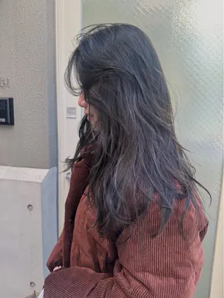 ロング カラー NOVEL TOKYO所属・ニュアンスヘア🌔 nanakoのヘアスタイル