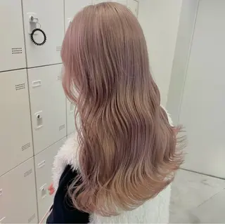 ロング モテ髪ハイトーン🫧 serina🎀のヘアスタイル