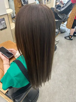 カラー 森瀬 紗都のヘアスタイル