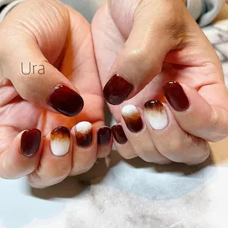 ネイル UrakoNail 《nail》のネイルデザイン