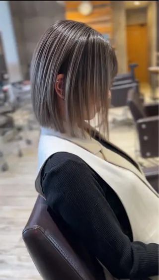 ショート レイヤーカット TAIKIのヘアスタイル