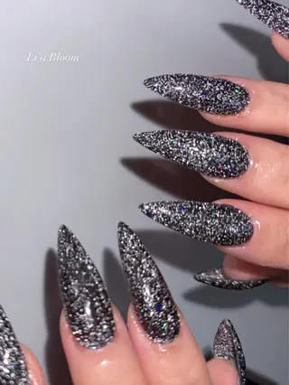 ネイル Li'a Bloom所属・🦋🤍 madoka🤍のネイルデザイン