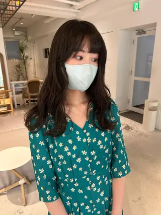 セミロング カラー 透明感カラー🫧 nanohaのヘアスタイル