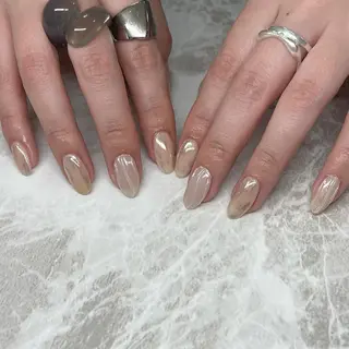 ネイル essence所属・pétit maakoのネイルデザイン