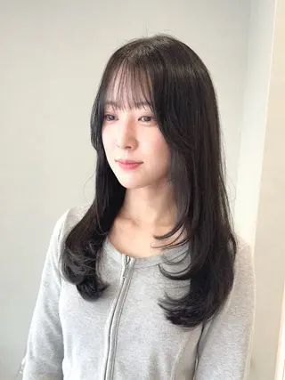 ロング 透明感×艶髪/ 韓国レイヤー／MIOのヘアスタイル