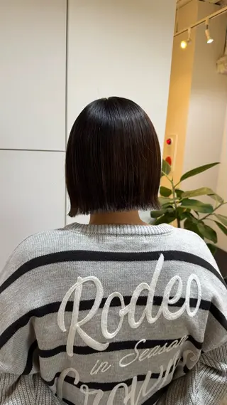 ショート 久屋大通/ 切りっぱなしボブのヘアスタイル