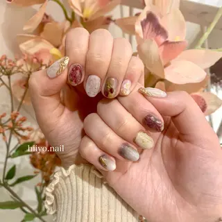 ネイル hiyo🫧ネイル /渋谷💍🎀のネイルデザイン