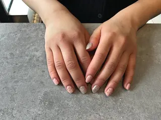 ネイル Nest 蜂谷のネイルデザイン