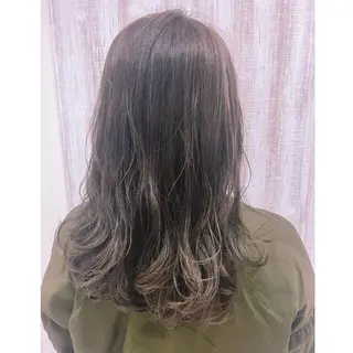 ロング カラー ヘアアレンジ 透明感♡︎♡︎ 佐々木早苗のヘアスタイル