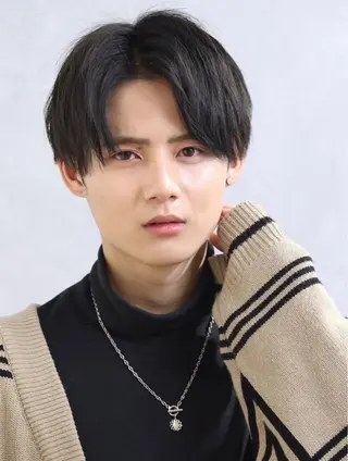 ショート 外国人風カラー職人 レオのヘアスタイル