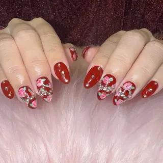 ネイル RIEKO🍒 ワンホン♡推しネイルのネイルデザイン