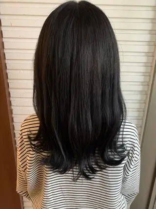 セミロング ワタナベ アオイのヘアスタイル
