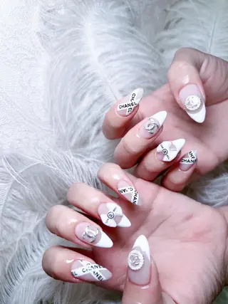 ネイル Ubuntu🎀 ネイルサロン✨のネイルデザイン