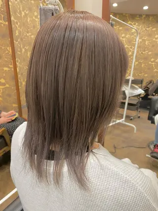 セミロング カラー Design Color🐰アユミのヘアスタイル