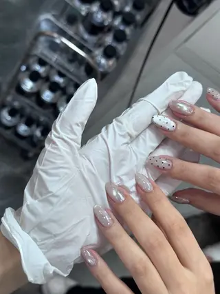 ネイル T. Leeのネイルデザイン