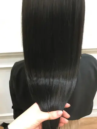セミロング カラー ひろせ かなのヘアスタイル