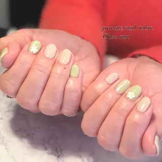 ネイル KOMINE TOMOKOのネイルデザイン