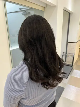 ロング パーマ コテ巻き風パーマ 藤澤　知彌のヘアスタイル