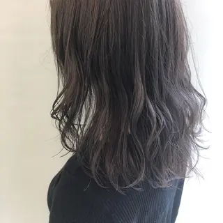 ミディアム カラー 齋藤 咲のヘアスタイル