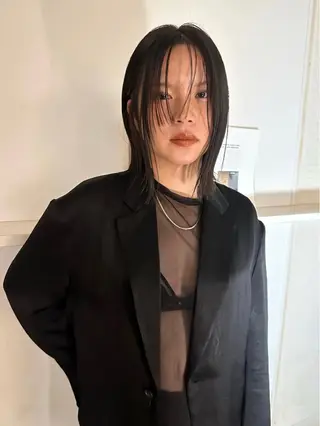 ミディアム Manaka🟤 今泉　Musiiikのヘアスタイル