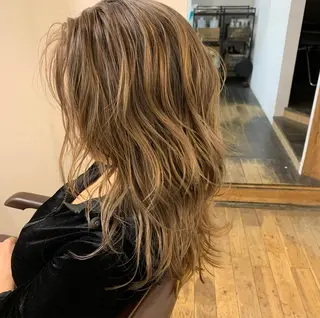 セミロング カラー 中嶋 【ナカジマ】のヘアスタイル