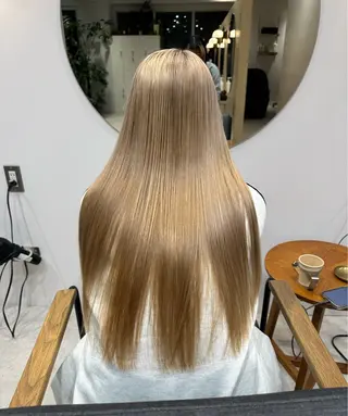 ロング カラー 🐈ブリーチ/ベージ ュ/ボブmiyu🐈のヘアスタイル