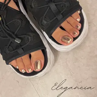 カラー ネイル Elegancia. Hiromiのネイルデザイン