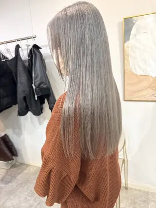 カラー ロング mood 髪質改善 ダブルカラーのヘアスタイル