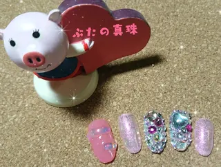 ネイル 林 珠里のネイルデザイン