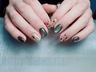 ネイル Yuxi Beauty salon 【ユーシィー ビューティ サロン】所属・ユーシーネイルサロン 池田公園店のネイルデザイン