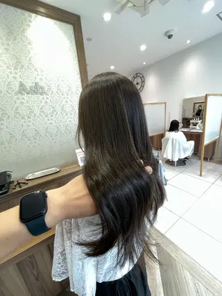 カラー 西 柚のヘアスタイル