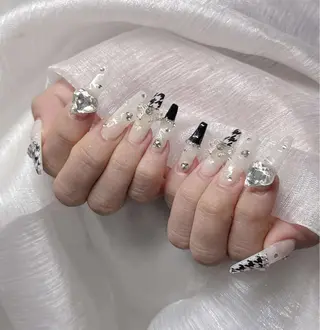 ネイル Lee Nailsのネイルデザイン