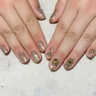 ネイル atelier FIORITURA所属・FIORITURA aiのネイルデザイン