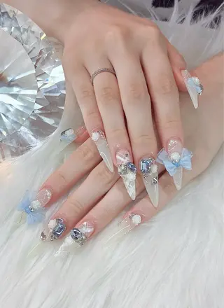 ネイル LoaChaton kaeのネイルデザイン