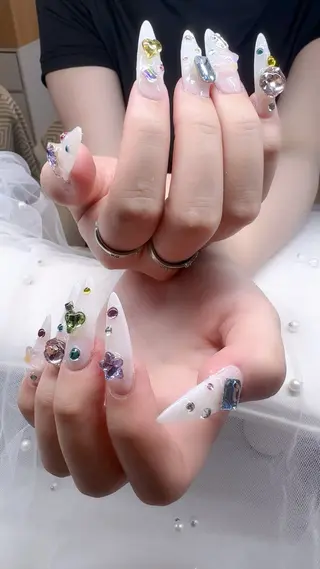 ネイル CCOCONAIL コバヤシ ミオのネイルデザイン