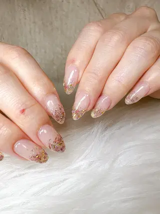 ネイル ECLAT エクラ所属・寺山 千鶴のネイルデザイン