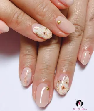 ネイル JINI NAIL所属・ジニ ネイルのネイルデザイン